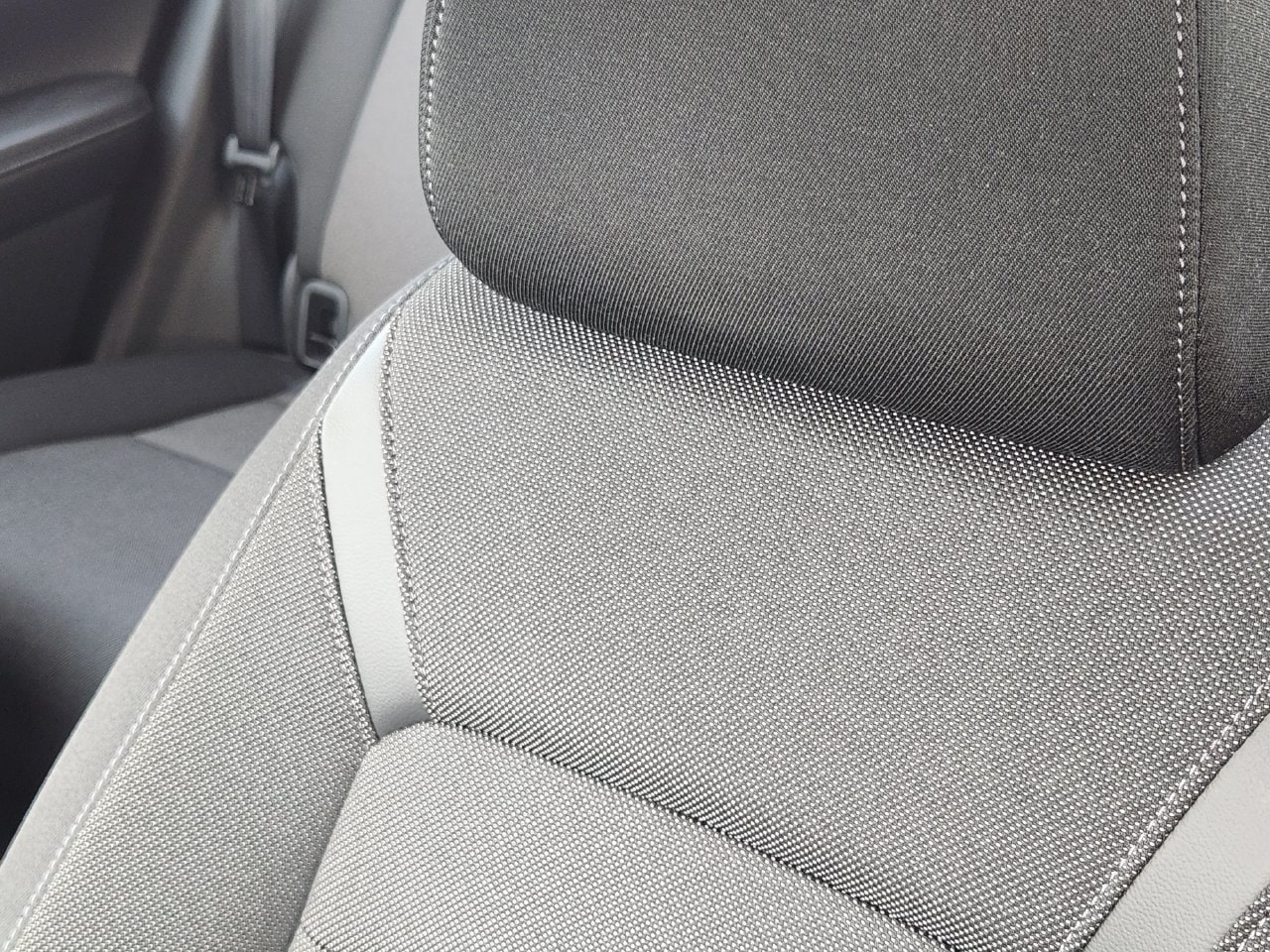 2024 Honda CR-V LX - Photo 14