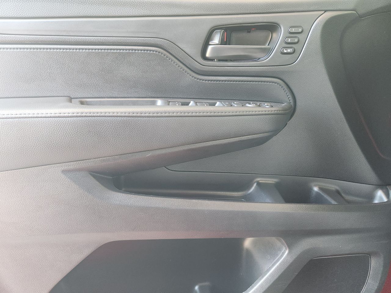 2025 Honda Odyssey Sport L - Photo 22