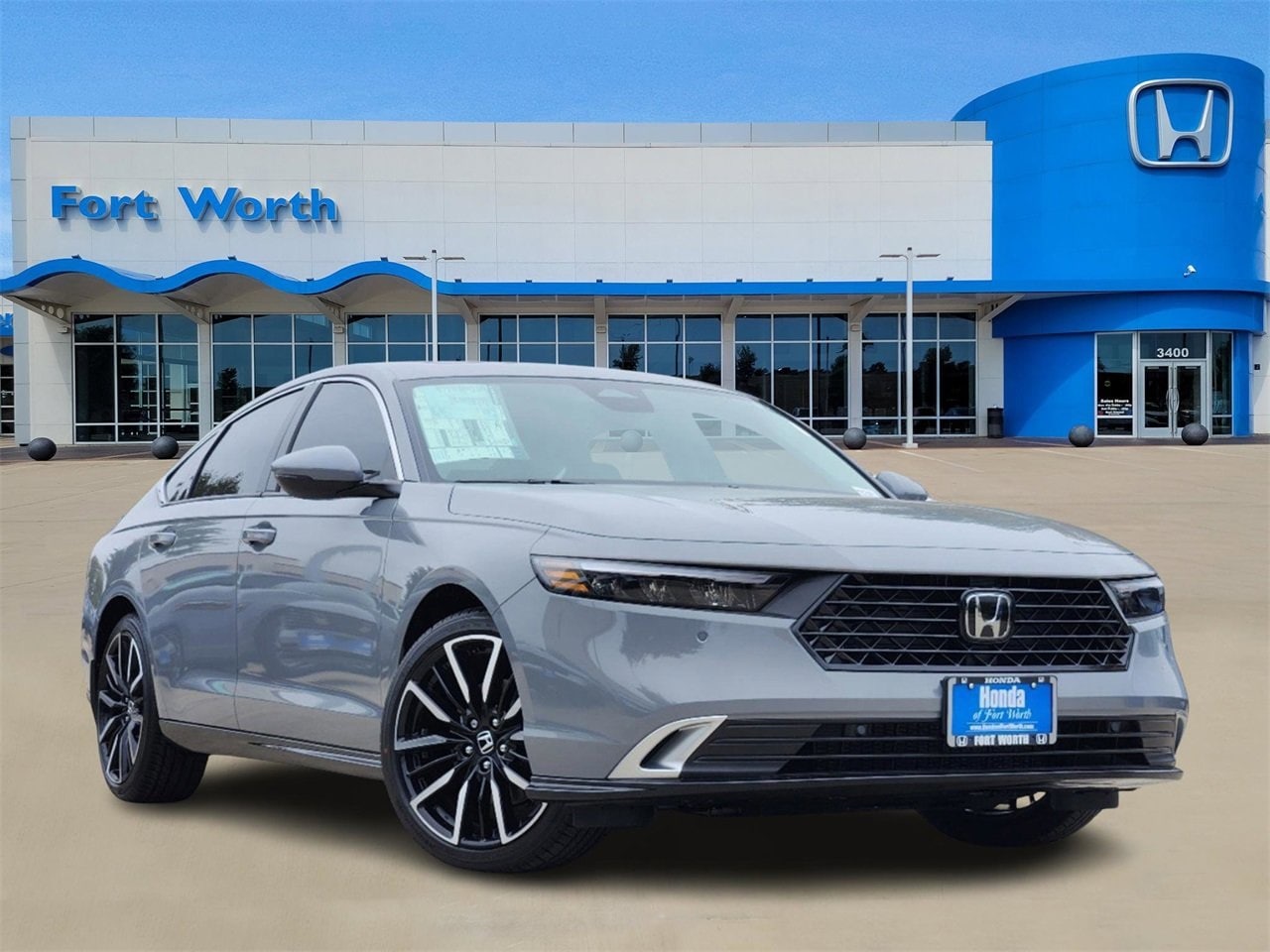 2025 Honda Accord Hybrid Touring's photo