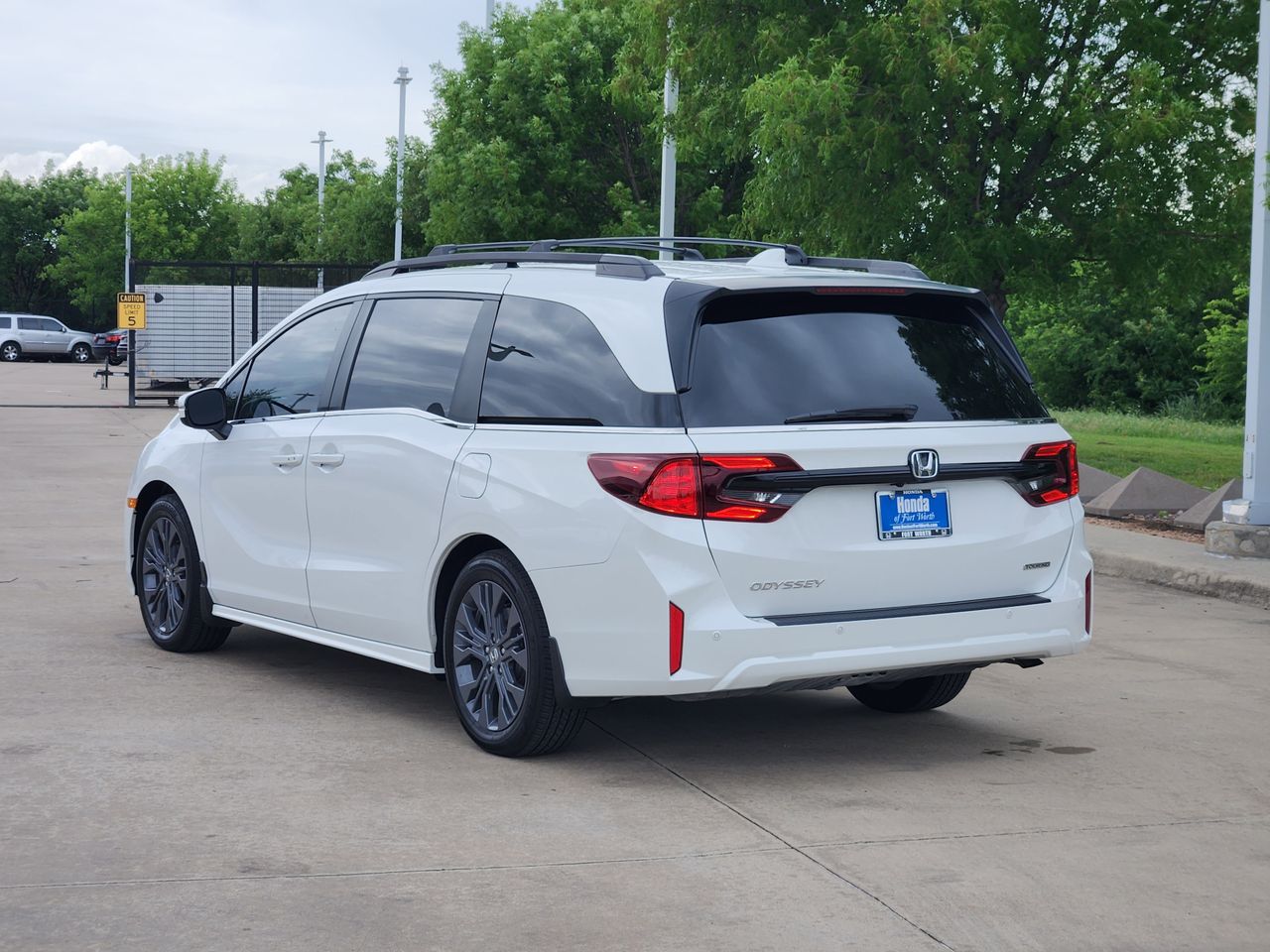 2025 Honda Odyssey Touring - Photo 7