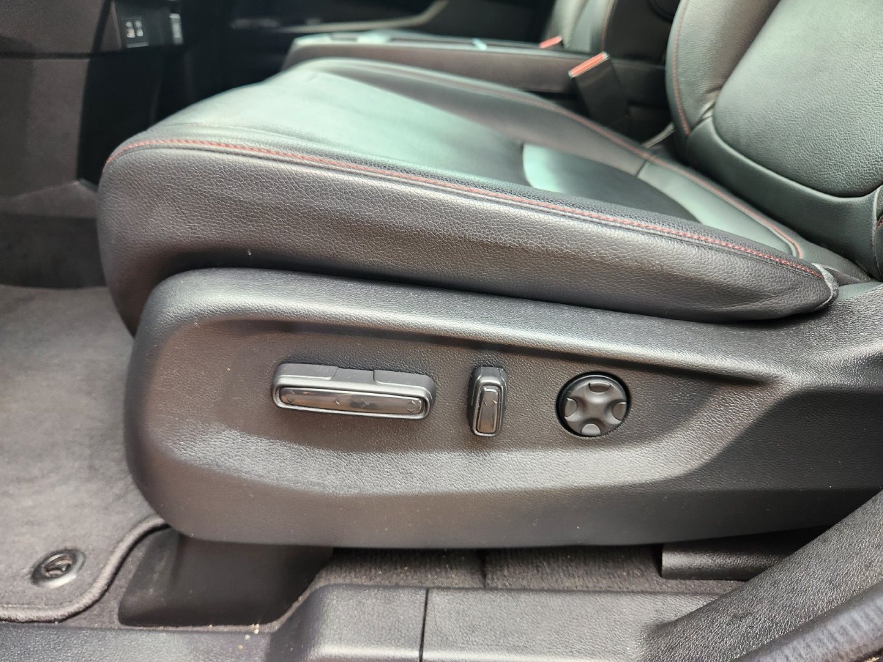 2025 Honda Odyssey Sport L - Photo 23