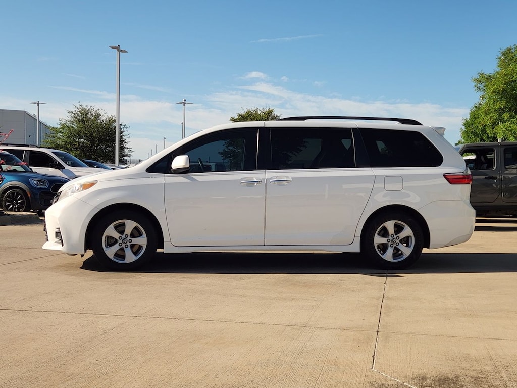 Used 2019 Toyota Sienna LE Van