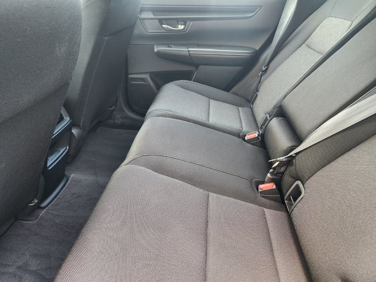 2024 Honda CR-V LX - Photo 28
