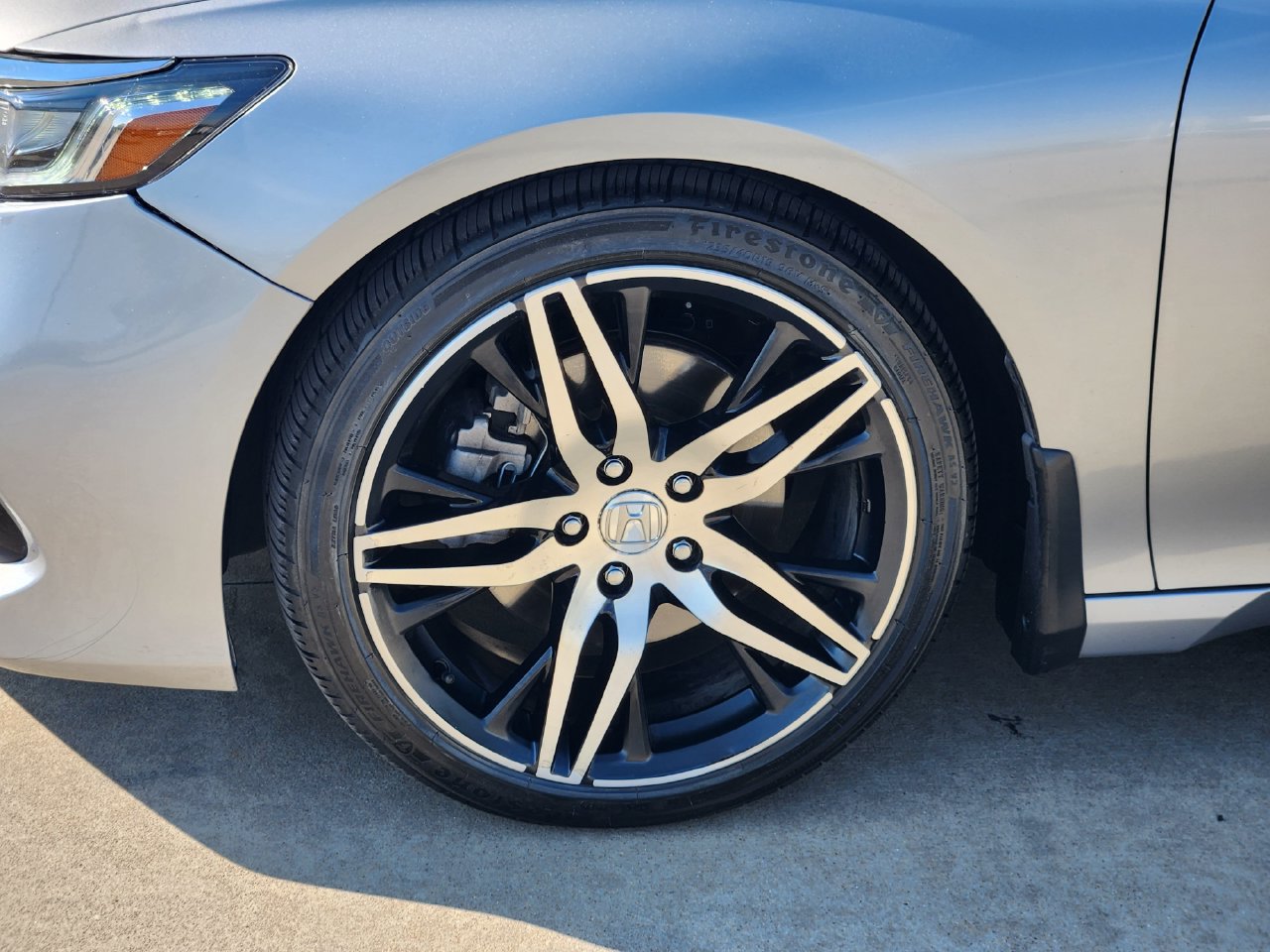 2022 Honda Accord Touring - Photo 11