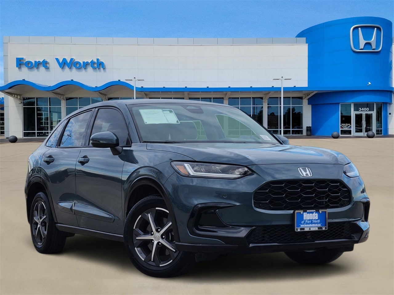 2024 Honda HR-V EX-L's photo