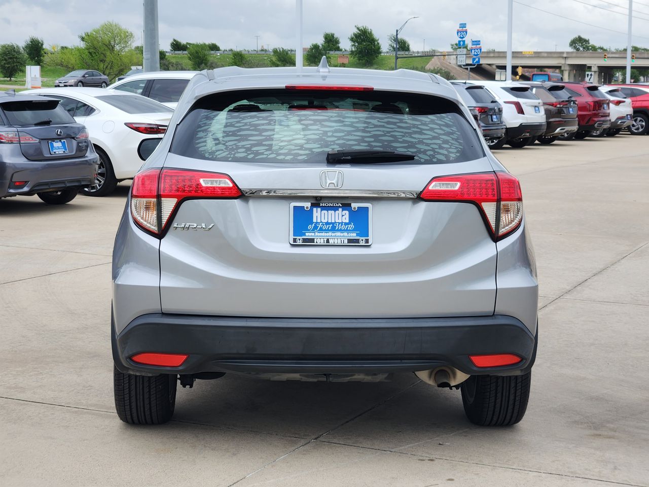 View vehicle photo 6