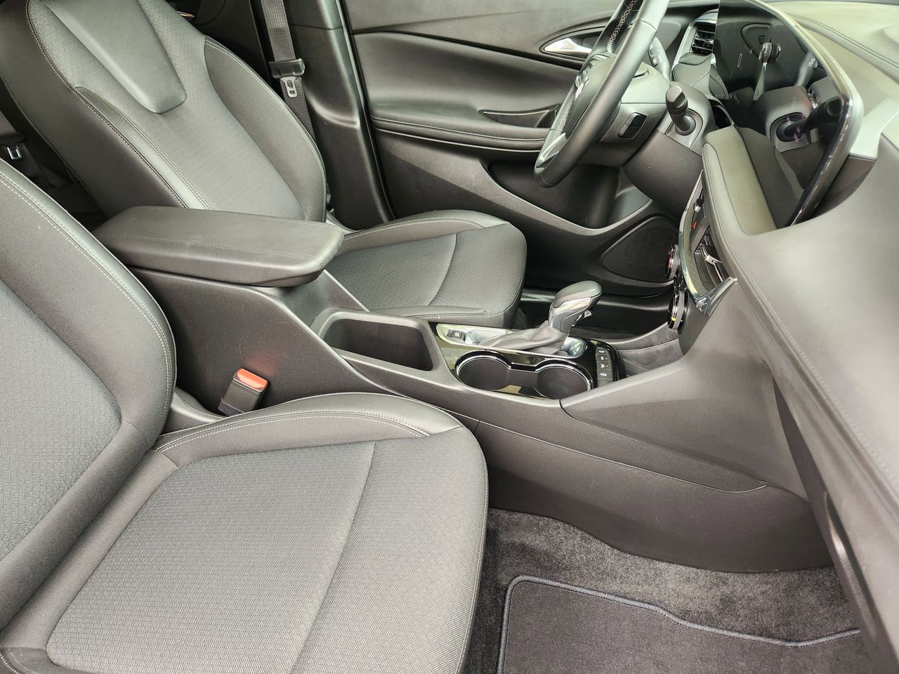 2025 Buick Encore GX Preferred - Photo 13