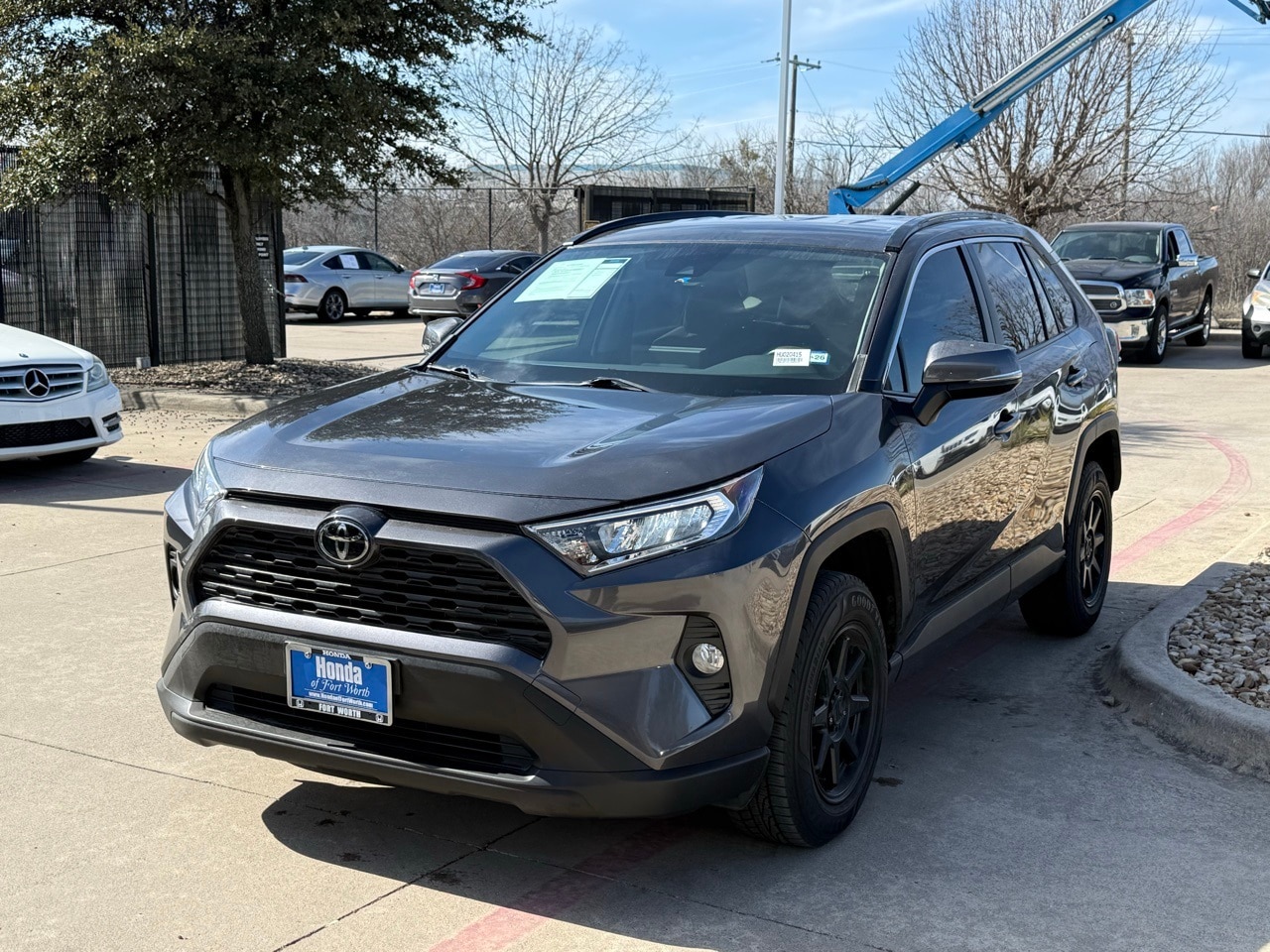 2020 Toyota RAV4 XLE