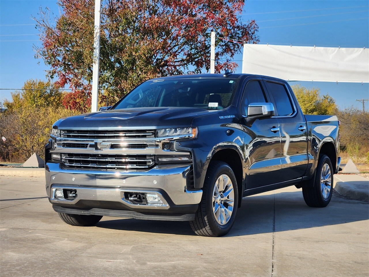 2020 Chevrolet Silverado 1500 LTZ photo 3