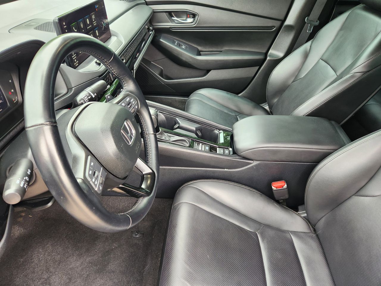 2024 Honda Accord Hybrid EX-L - Photo 11