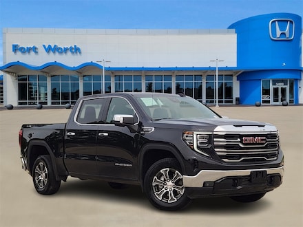 2024 GMC Sierra 1500 SLT Truck Crew Cab