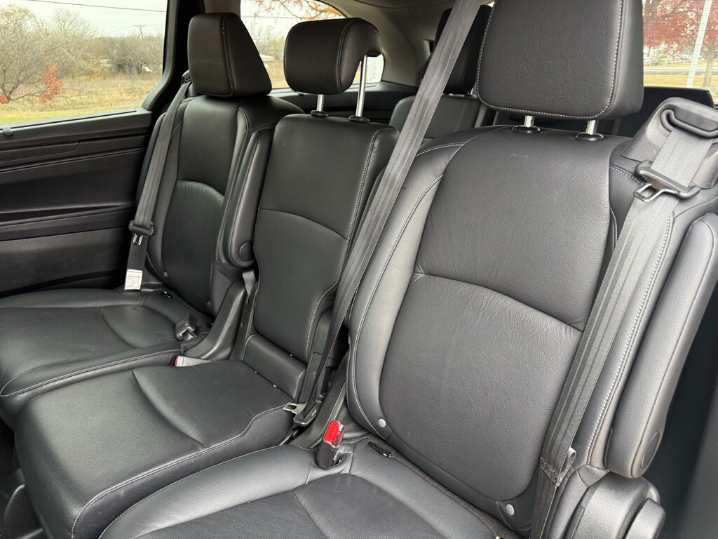 Certified 2024 Honda Odyssey Touring Van