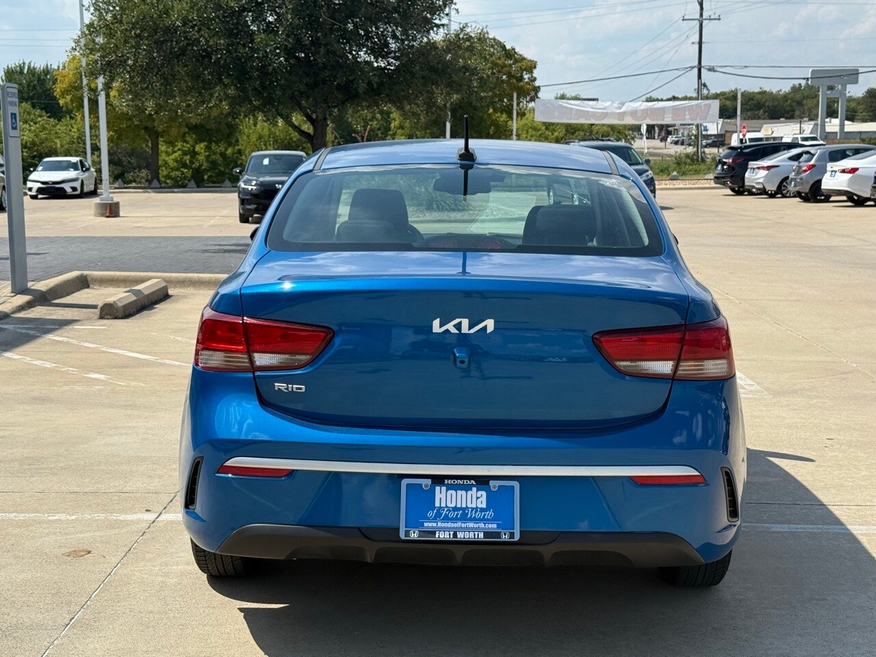 2022 Kia Rio LX S photo 4