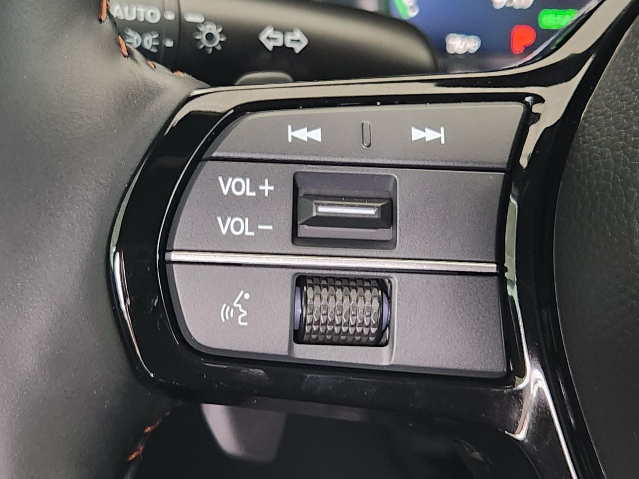 2026 Honda CR-V Sport Touring - Photo 27