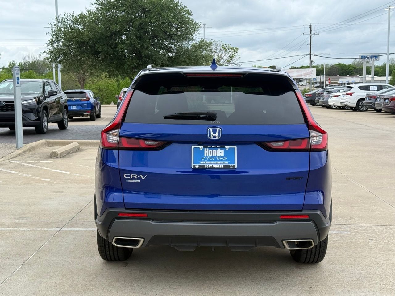 View vehicle photo 4