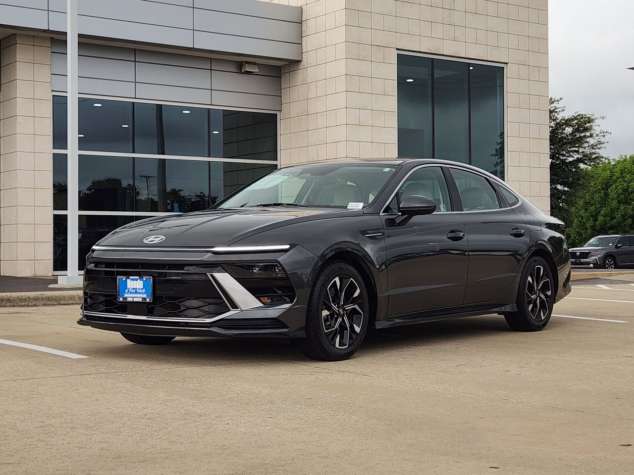 2025 Hyundai Sonata SEL - Photo 3