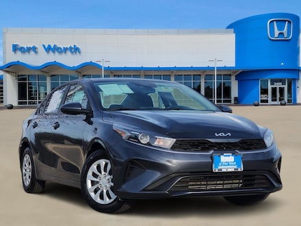 2024 Kia Forte LX Sedan