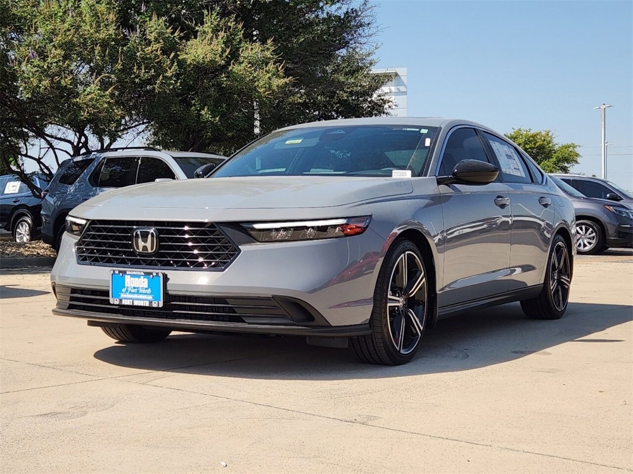 2025 Honda Accord Hybrid Sport photo 2