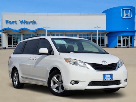 2012 Toyota Sienna