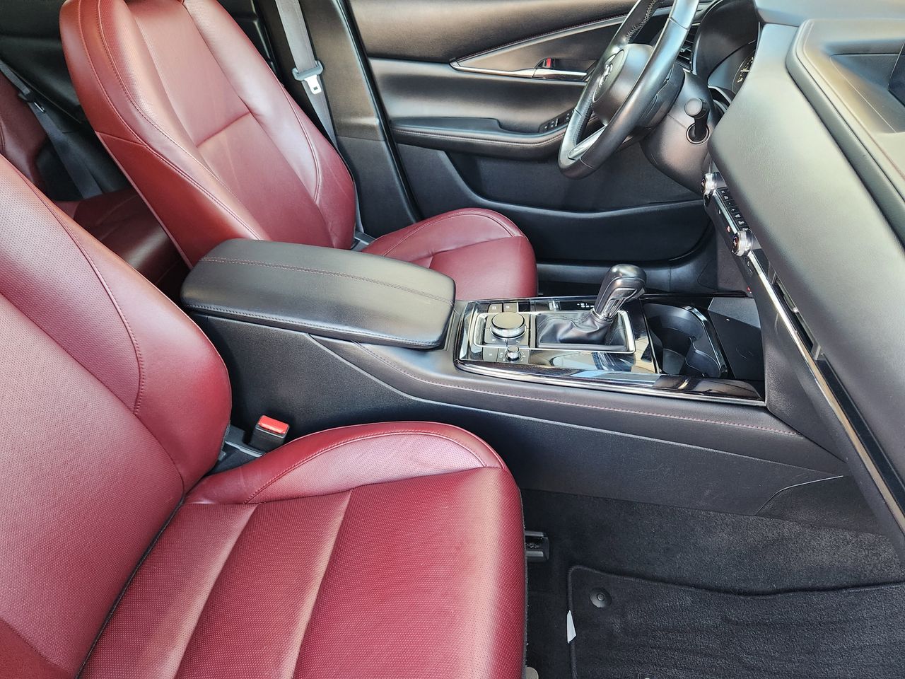 2024 Mazda CX-30 Carbon Edition - Photo 13