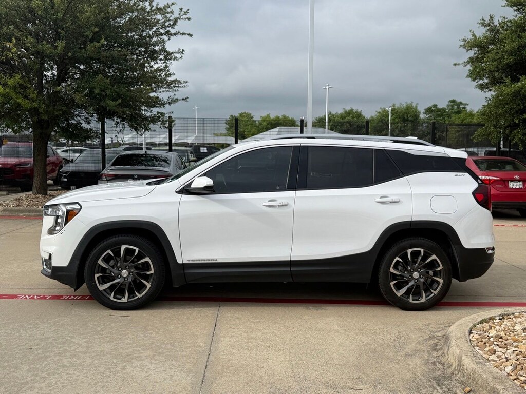 Used 2022 GMC Terrain SLT SUV