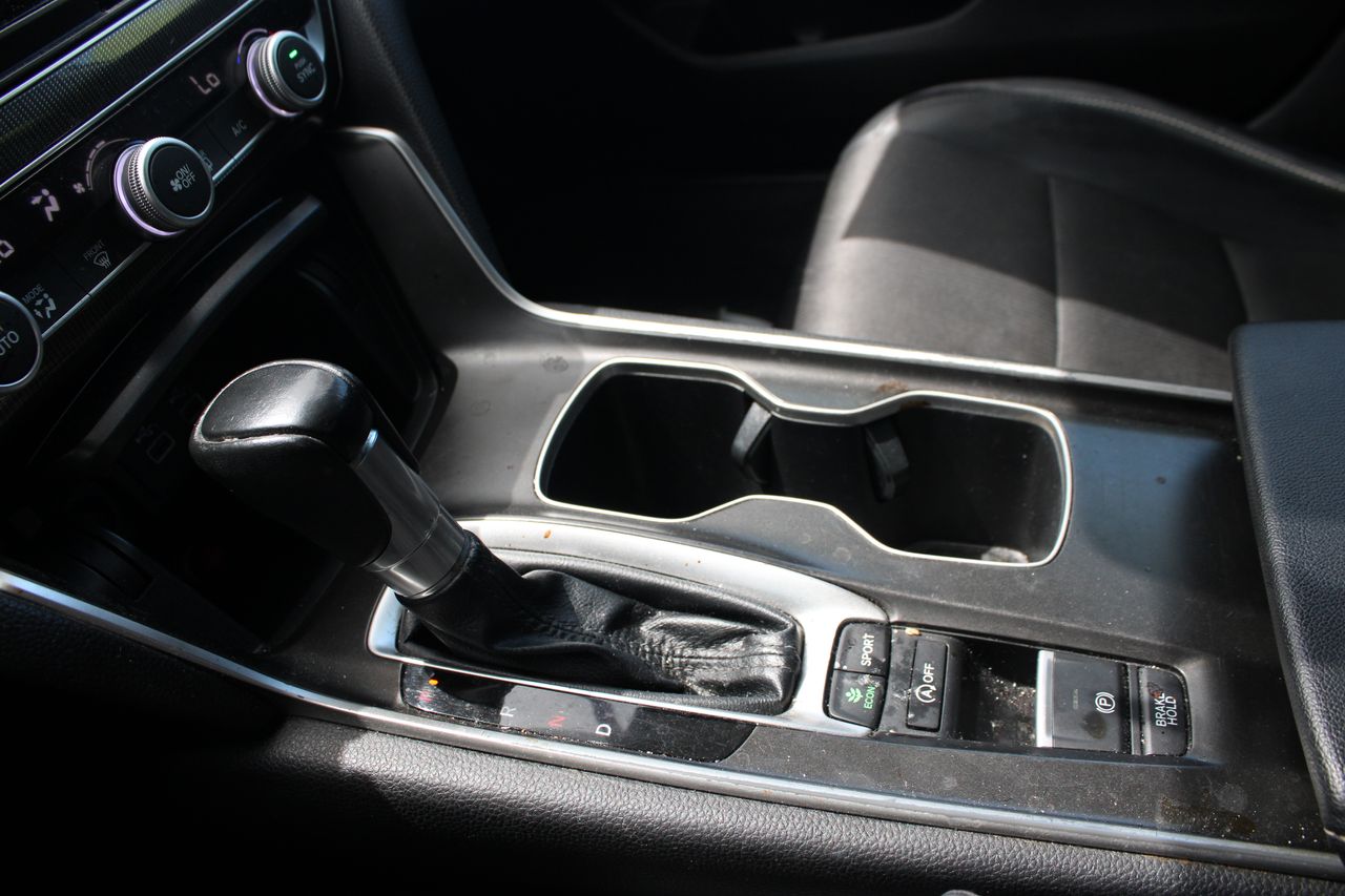 2021 Honda Accord Sport - Photo 17