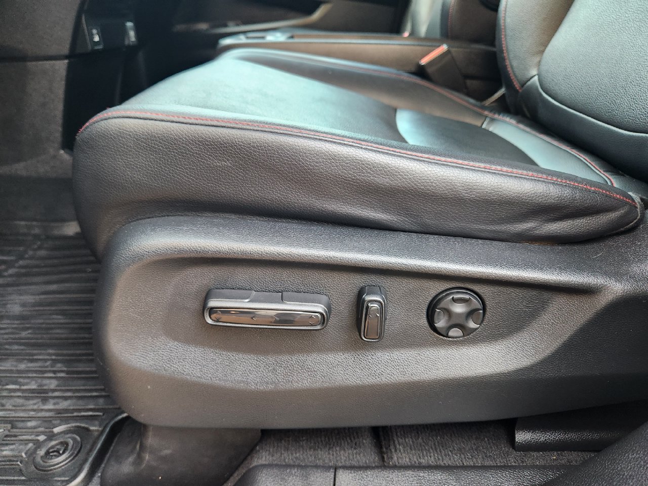 2024 Honda Odyssey SPORT - Photo 23