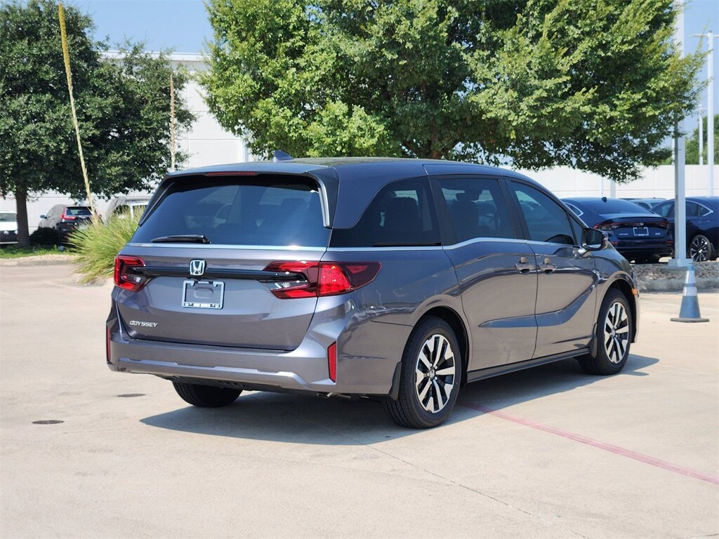New 2026 Honda Odyssey EX-L Van Passenger