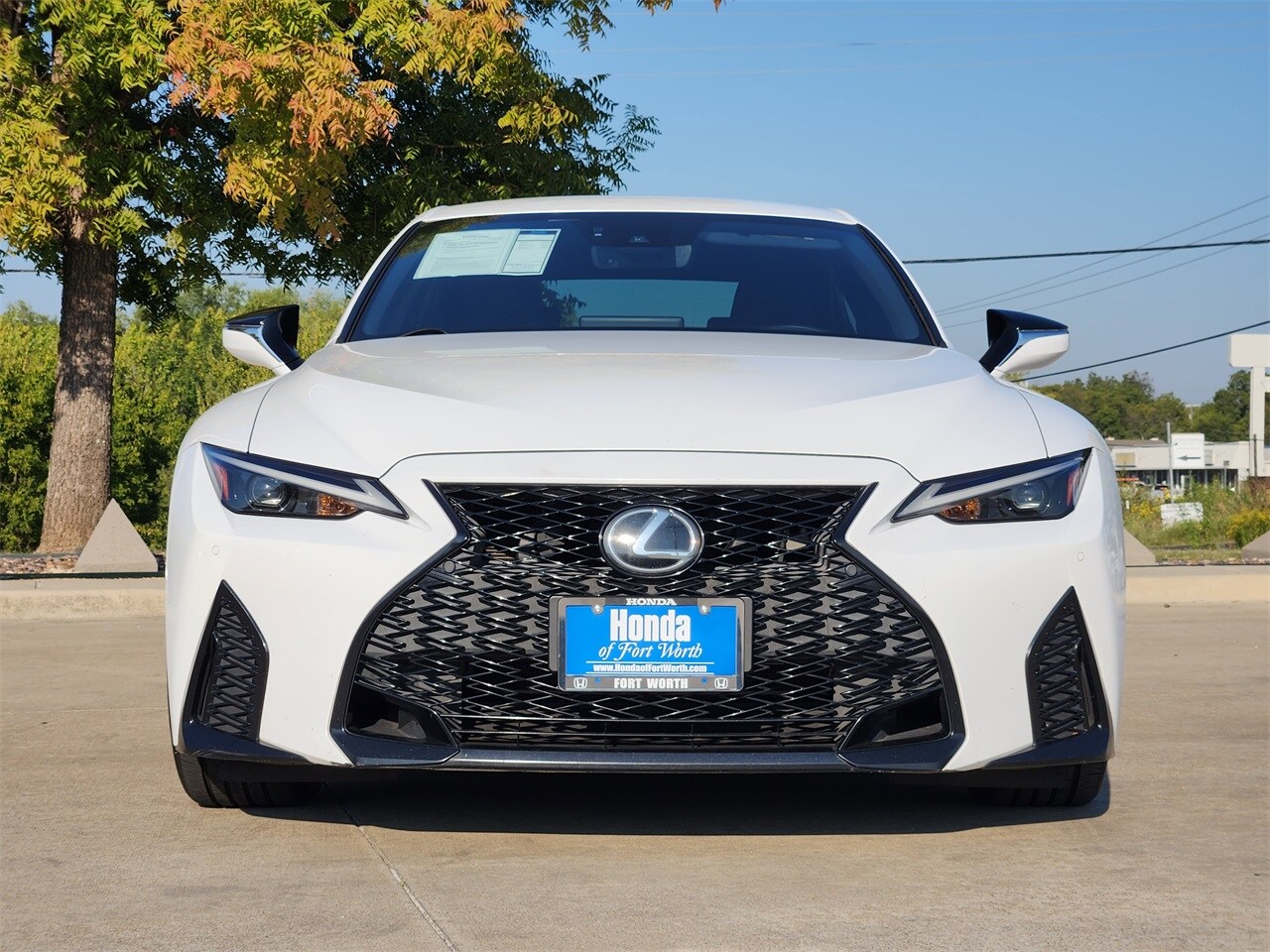 2021 Lexus IS 350 F SPORT photo 2