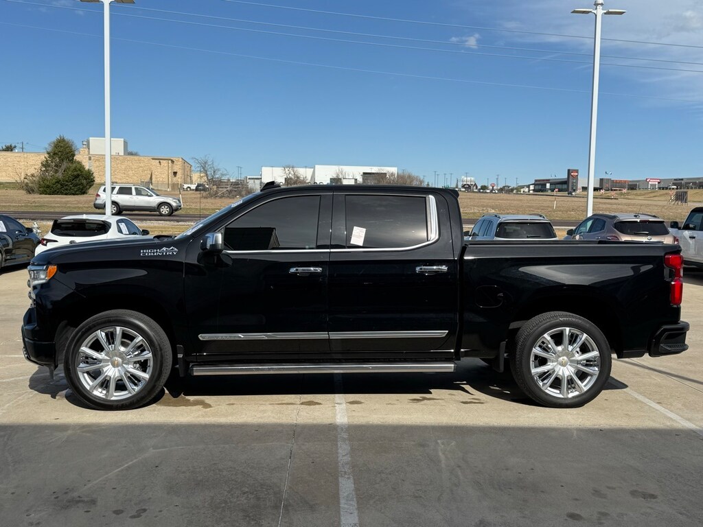 Used 2024 Chevrolet Silverado 1500 High Country Truck Crew Cab