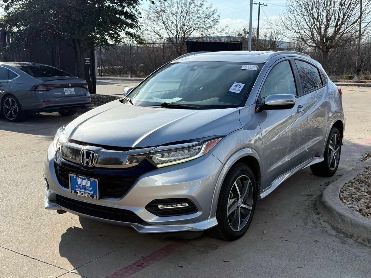 2019 Honda HR-V Touring's photo