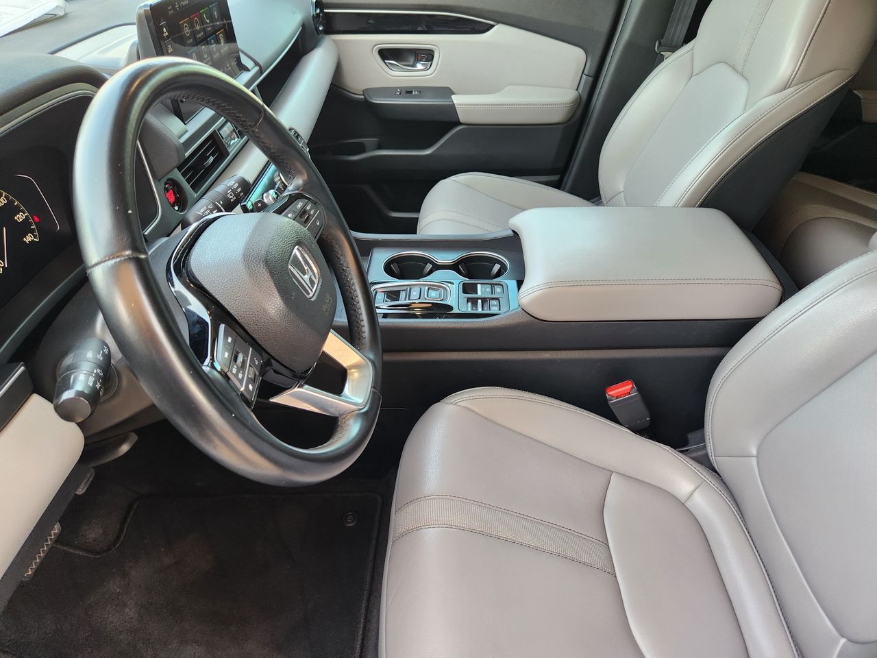 2023 Honda Pilot Touring - Photo 12