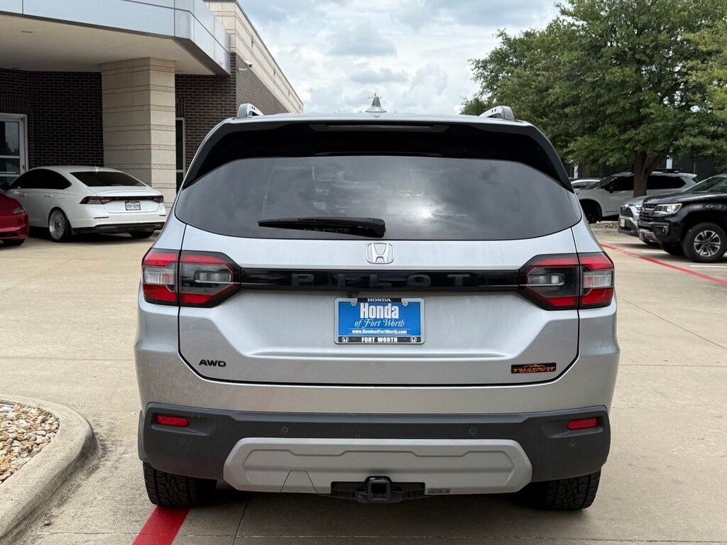 Certified 2025 Honda Pilot TrailSport SUV