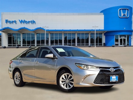 2015 Toyota Camry LE Sedan