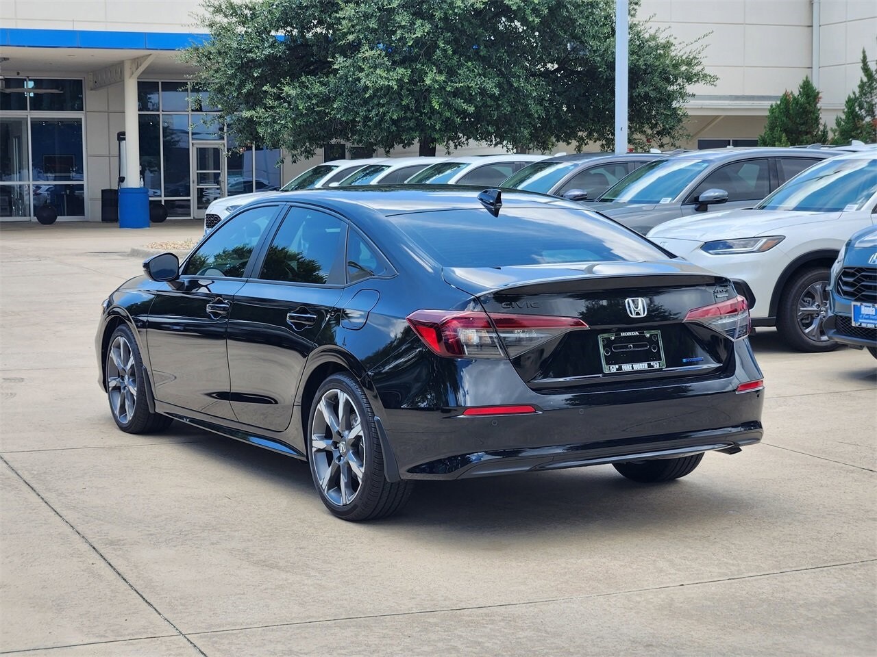 2026 Honda Civic Hybrid Sport Touring photo 4