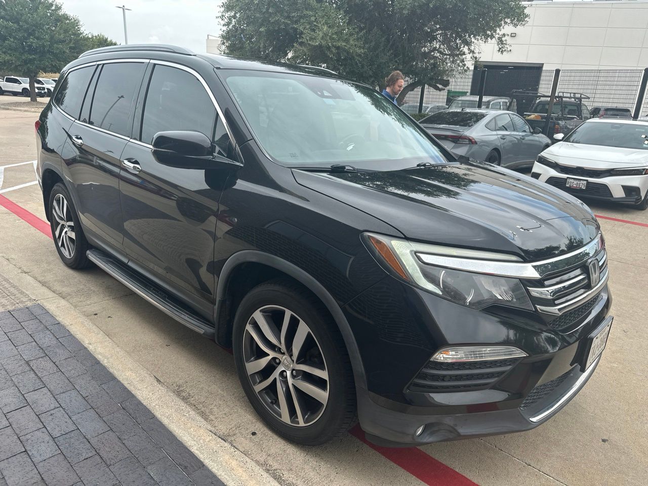 Certified Pre-Owned 2016 Honda Pilot Elite