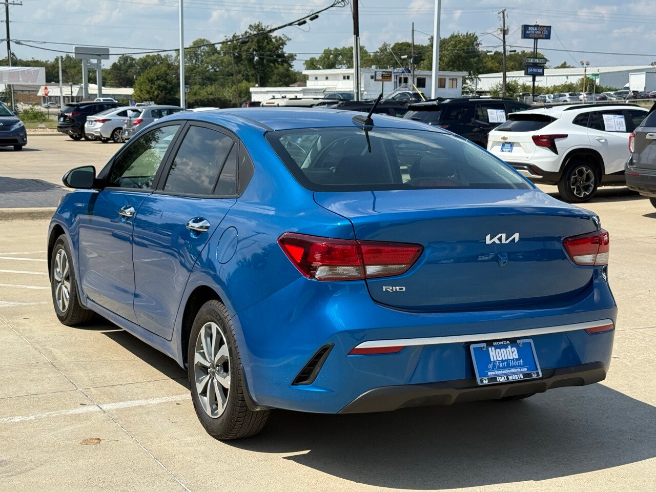 2022 Kia Rio LX S photo 3
