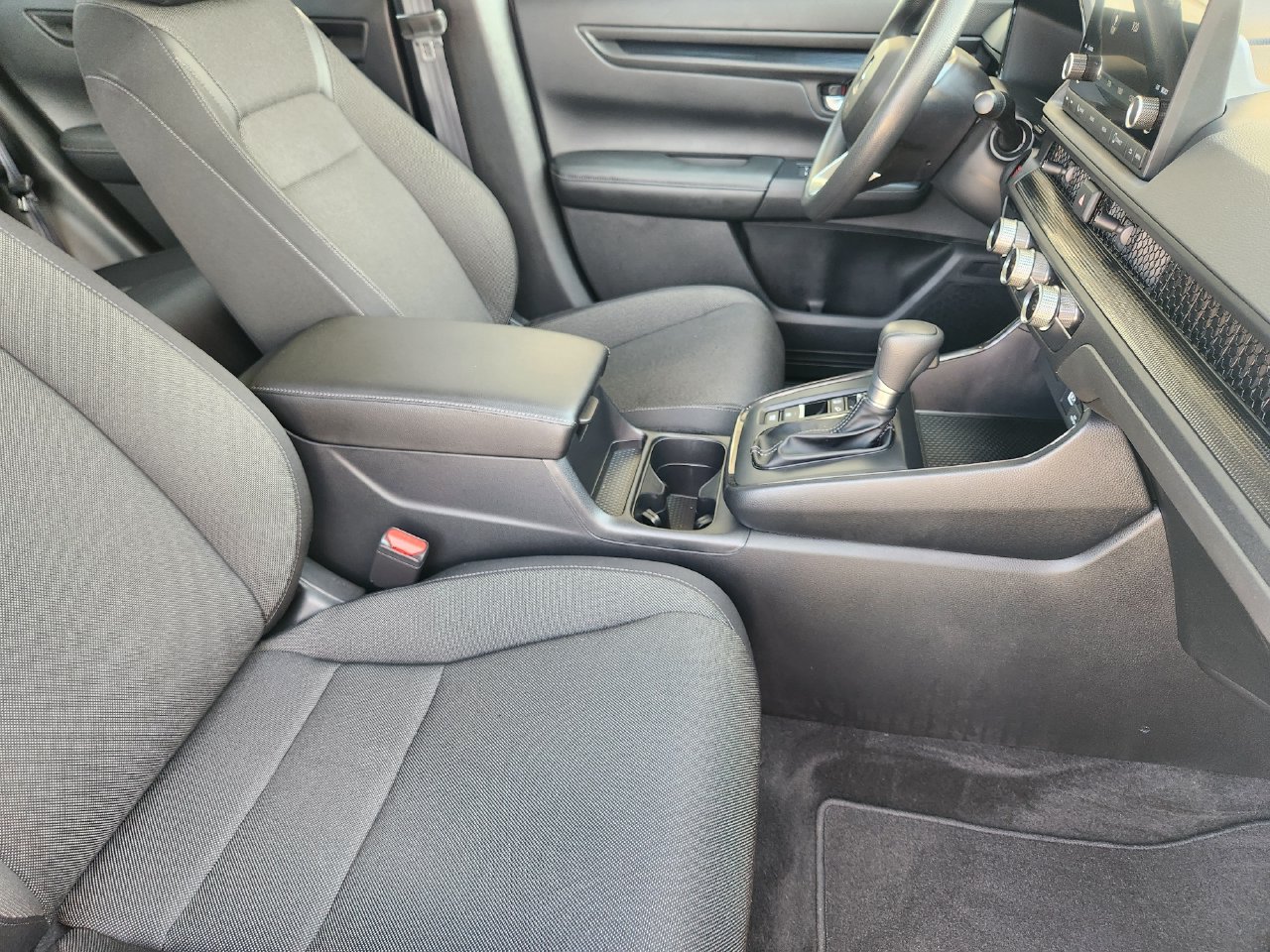 2024 Honda CR-V LX - Photo 13