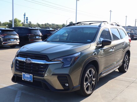 2025 Subaru Ascent Limited SUV