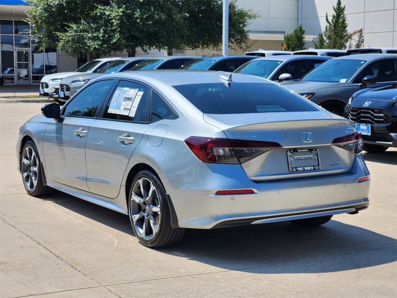 2025 Honda Civic Hybrid Sport Touring photo 4