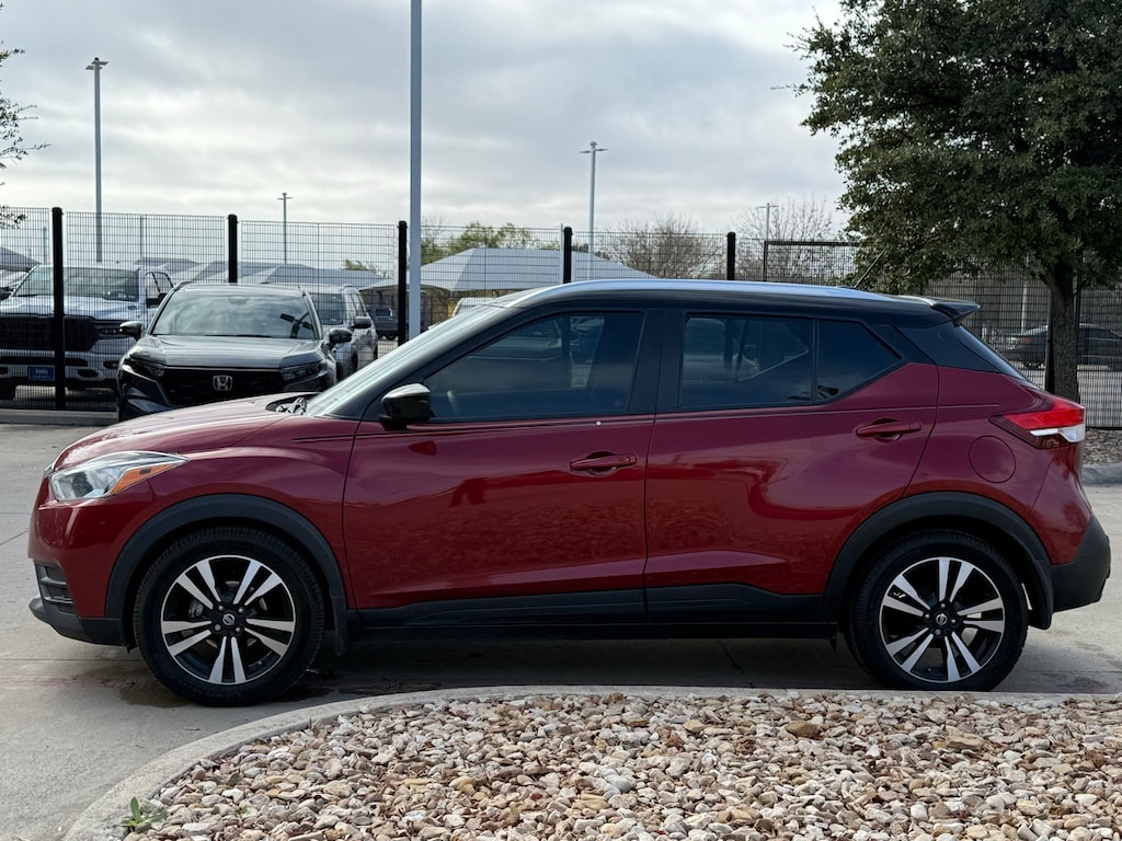 Used 2020 Nissan Kicks SV SUV