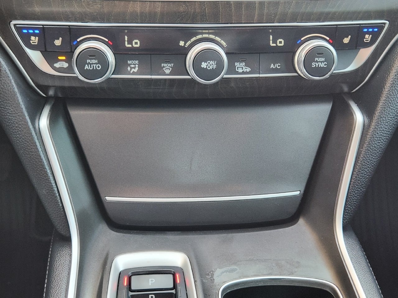 2022 Honda Accord Touring - Photo 17