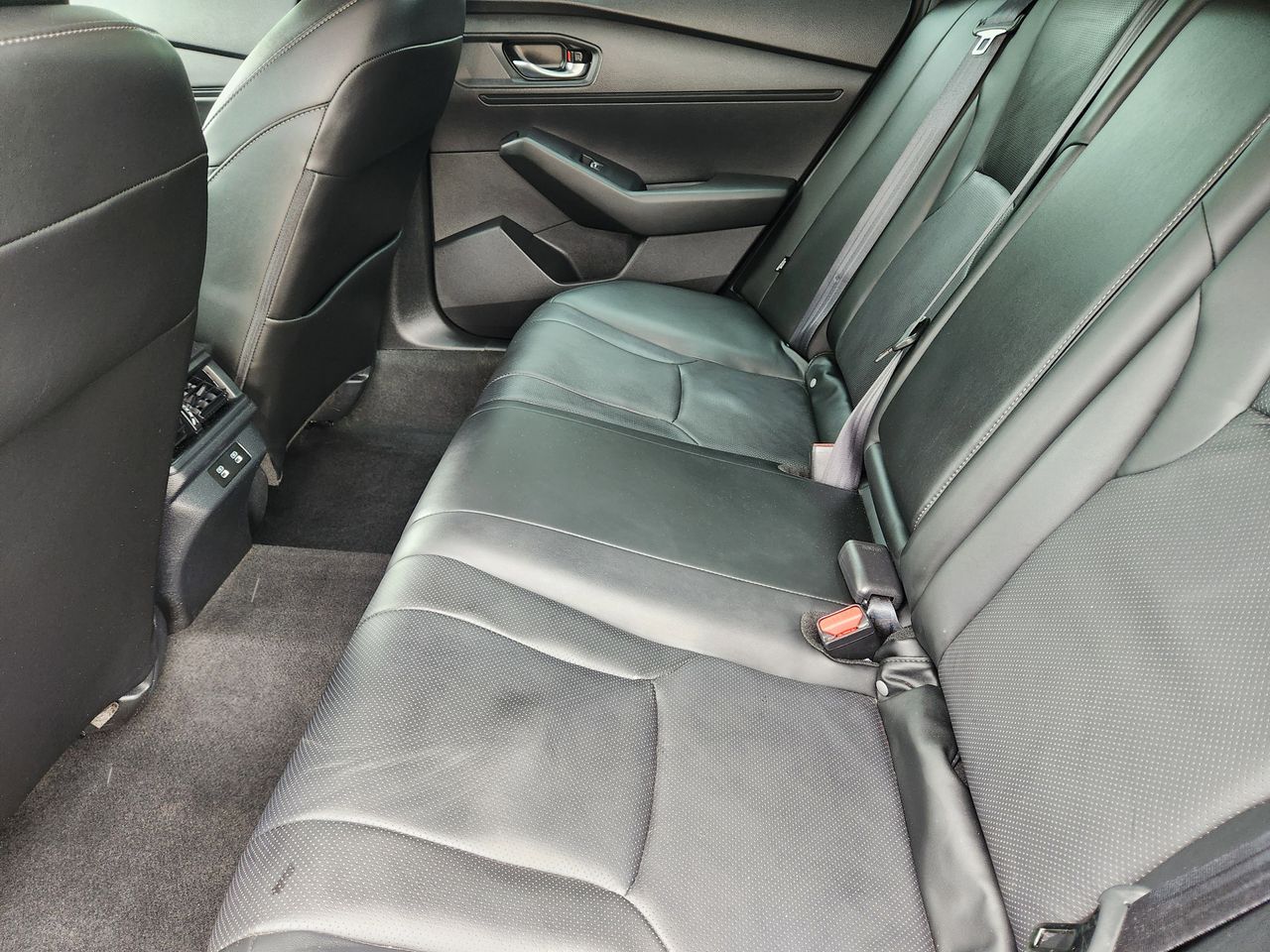 2024 Honda Accord Hybrid EX-L - Photo 28