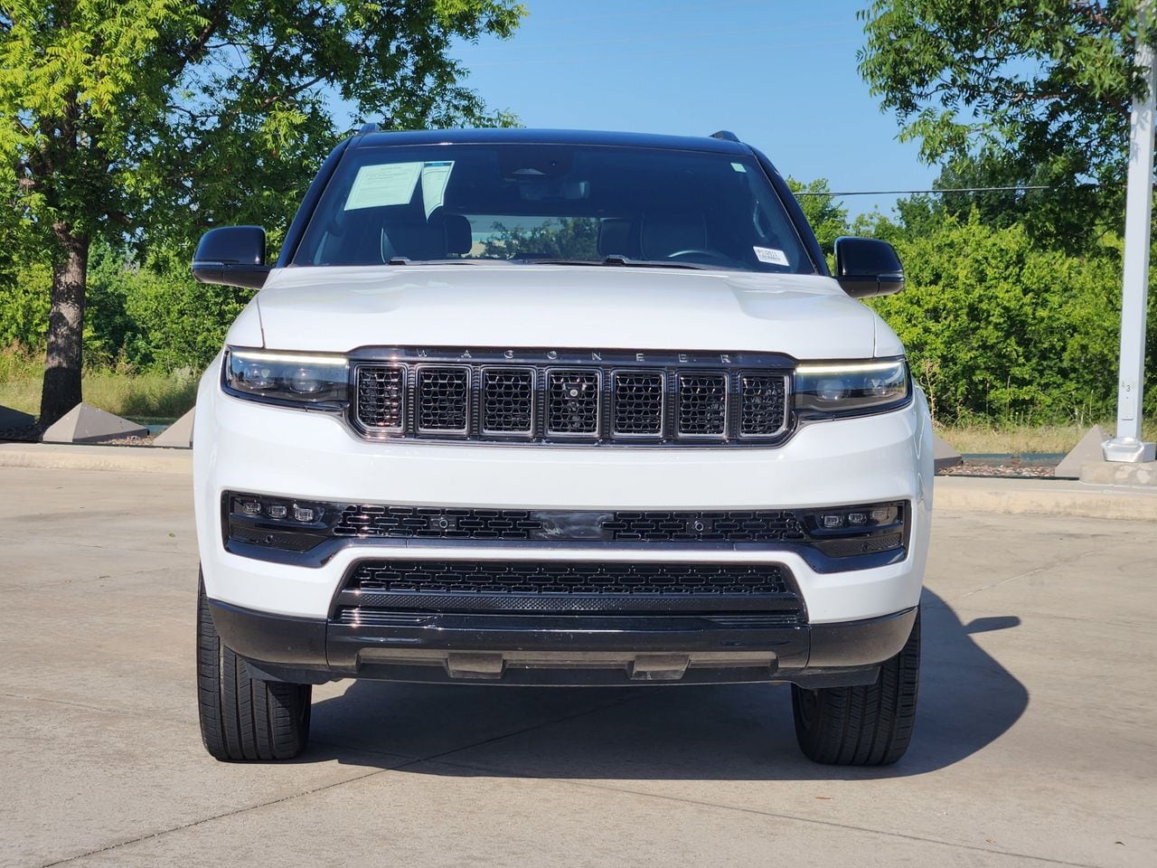 View vehicle photo 2