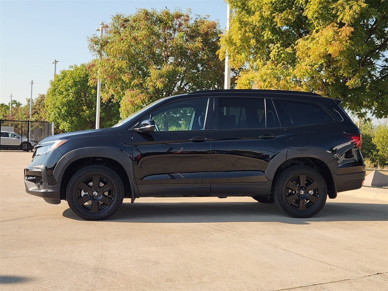 2022 Honda Pilot TrailSport photo 4