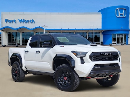 2026 Toyota Tacoma i-FORCE MAX TRD Pro Truck Double Cab
