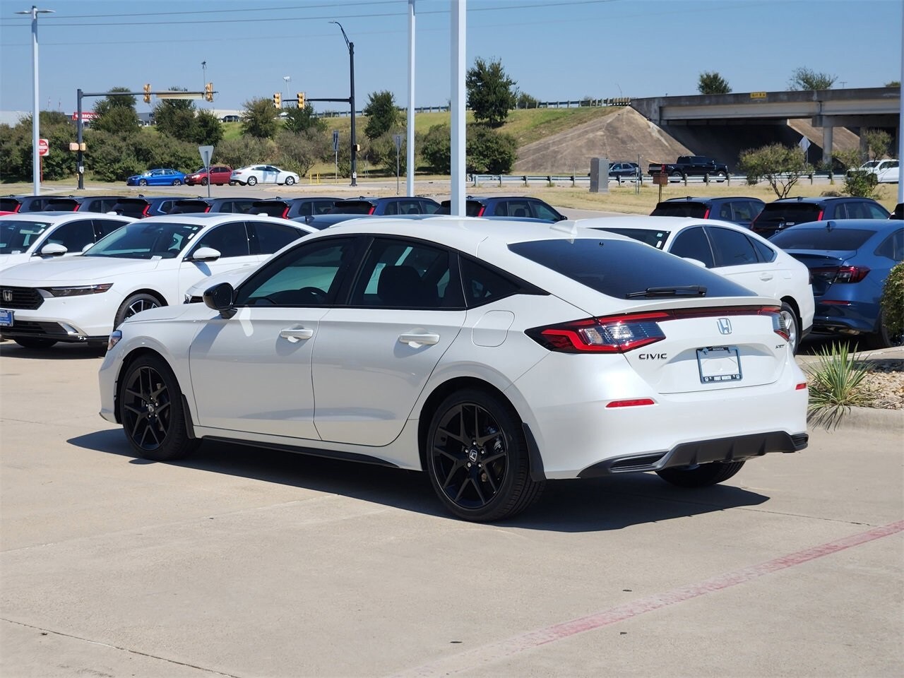 2026 Honda Civic Sport Hatchback photo 4