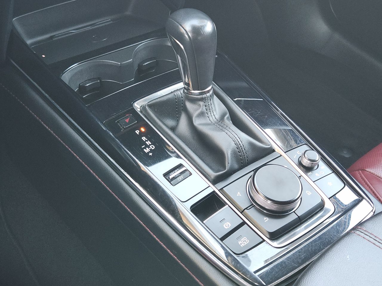 2024 Mazda CX-30 Carbon Edition - Photo 19