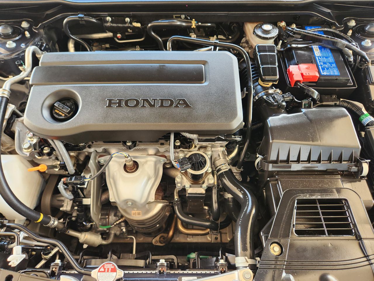 2025 Honda Civic Sport - Photo 29