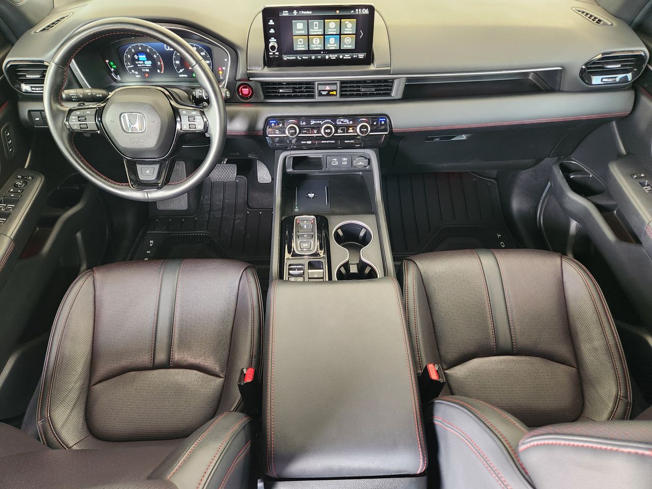 2025 Honda Pilot Black Edition - Photo 25